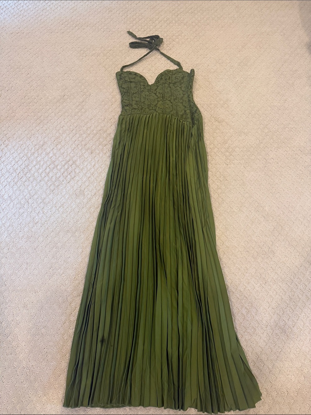 SHEIN Olive Green Lace Halter Pleated Maxi Dress